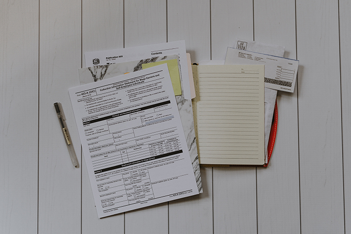PEO help small businesses thrive by providing the same benefits and HR support as big businesses